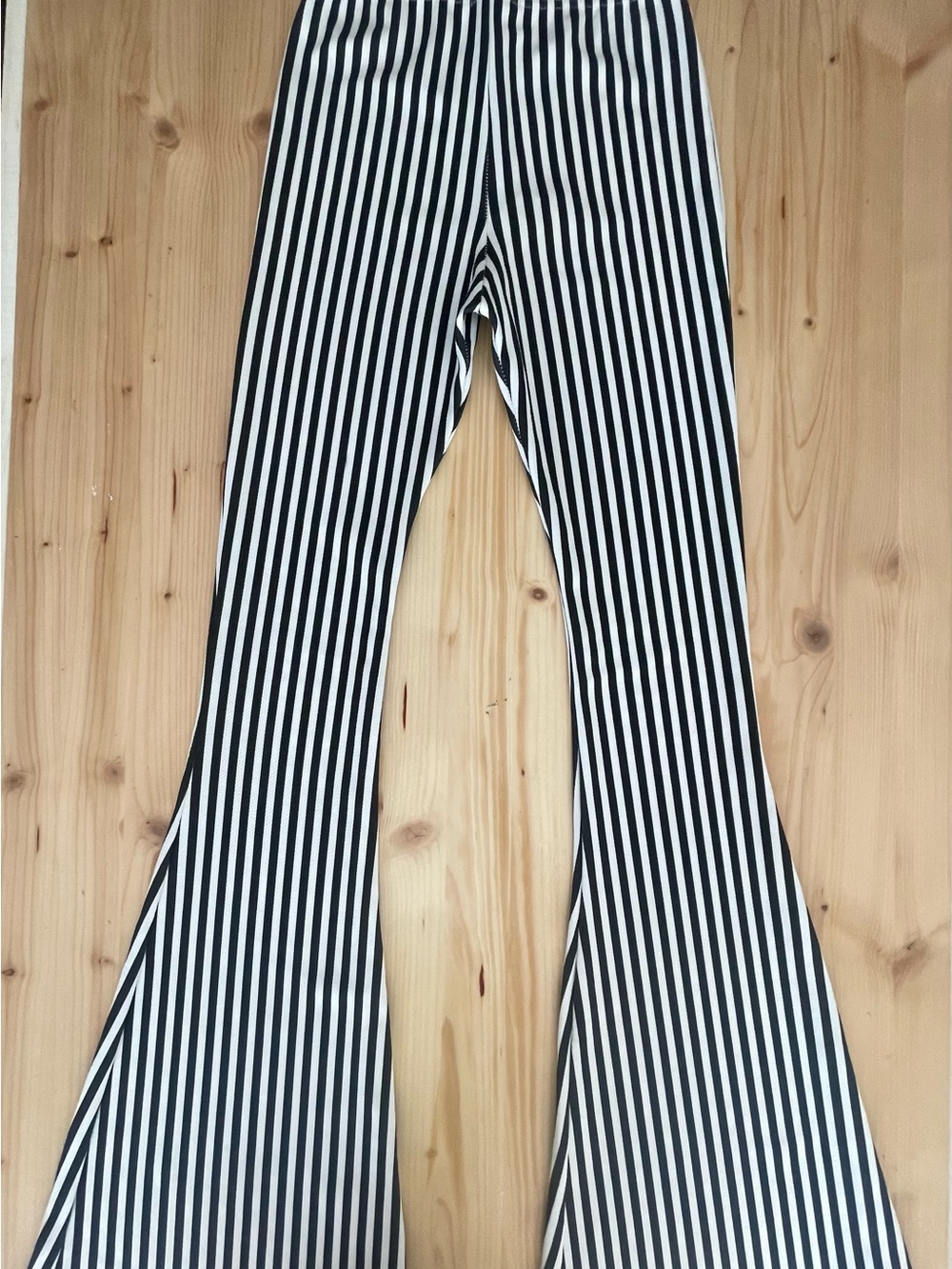 Nasty Gal Black & White Vertical Stripe Flare Pants Size 2